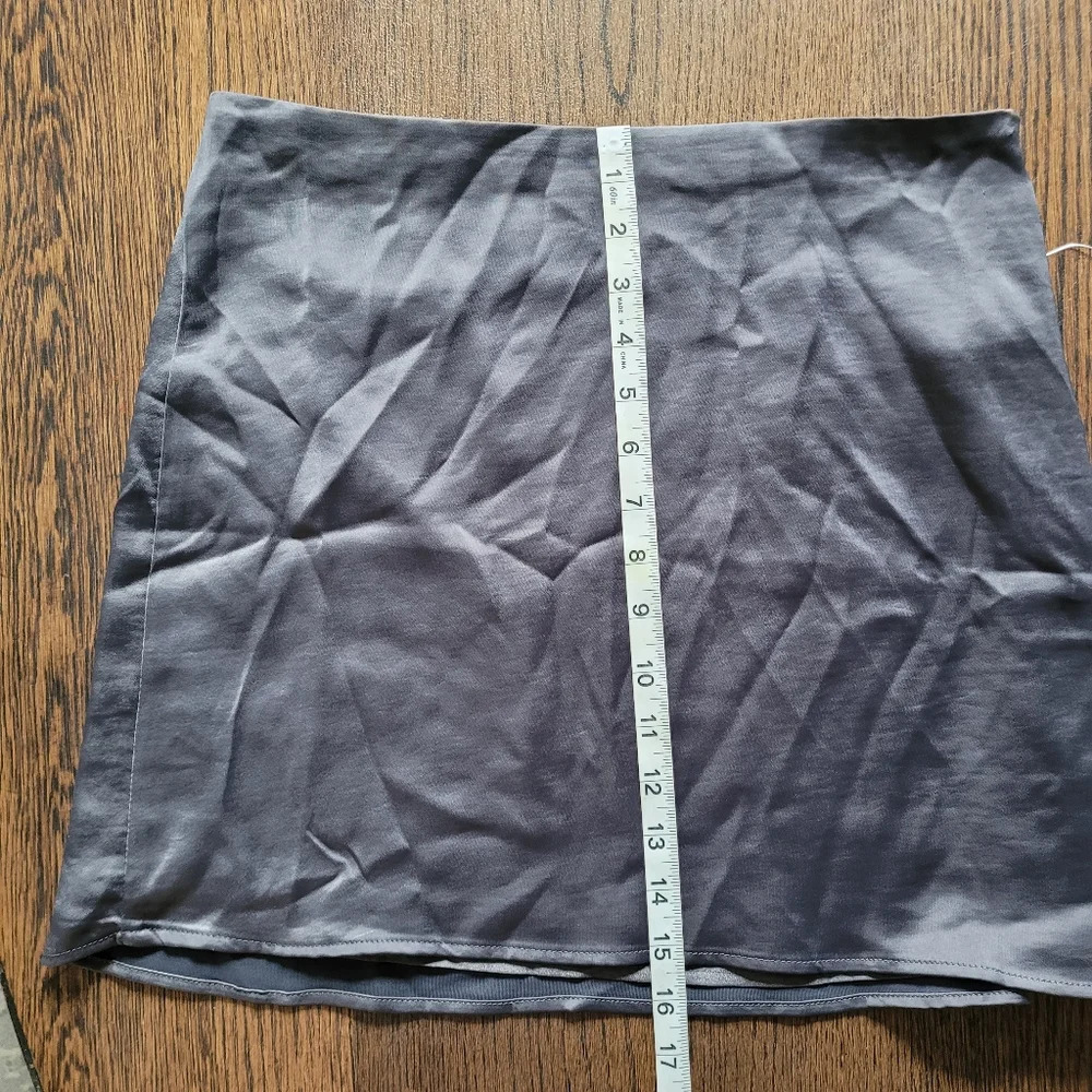 Forever 21 Gunmetal Gray Satin Skirt Size Women's Medium NEW with tag - Picture 5 of 12